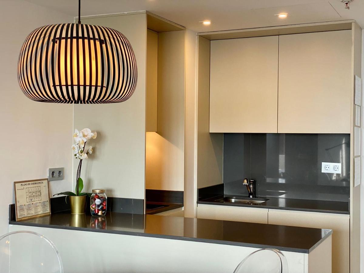Apartamento Charming Eurobuilding Skyline Madrid Exterior foto