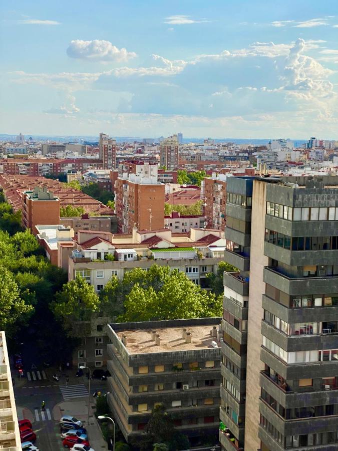 Apartamento Charming Eurobuilding Skyline Madrid Exterior foto