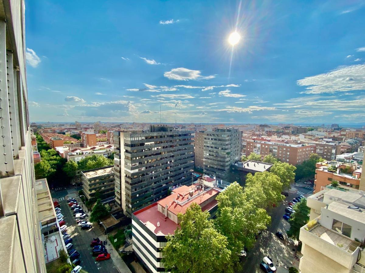 Apartamento Charming Eurobuilding Skyline Madrid Exterior foto